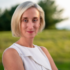 Genevieve Weber Headshot